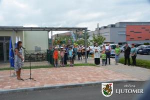 Otvoritev obnovljene poti, pločnika in parkirišč v Stročji vasi 4